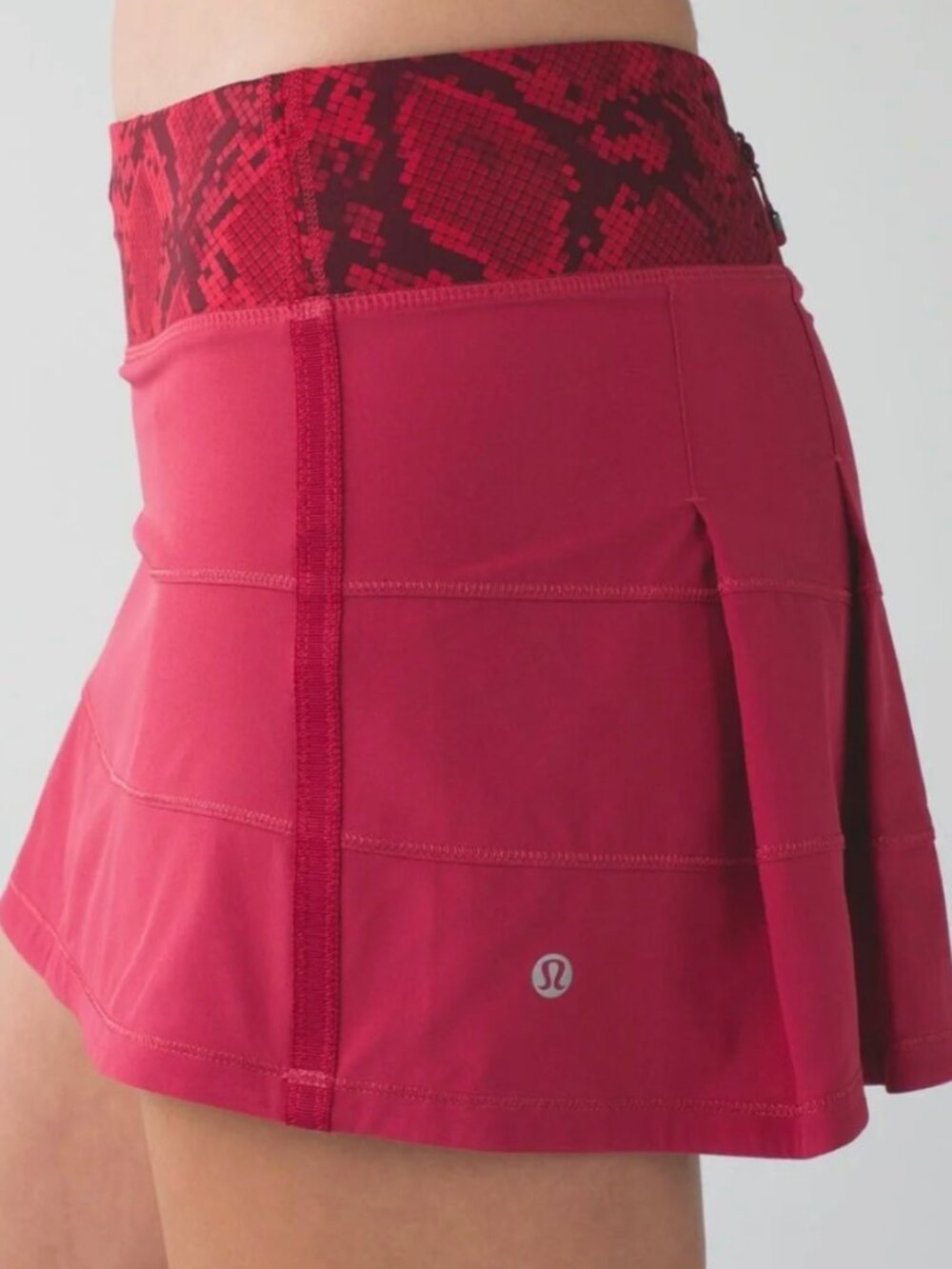 🛍️🍋Great Condition Lululemon Red Pace Rival Skirt- Size 8